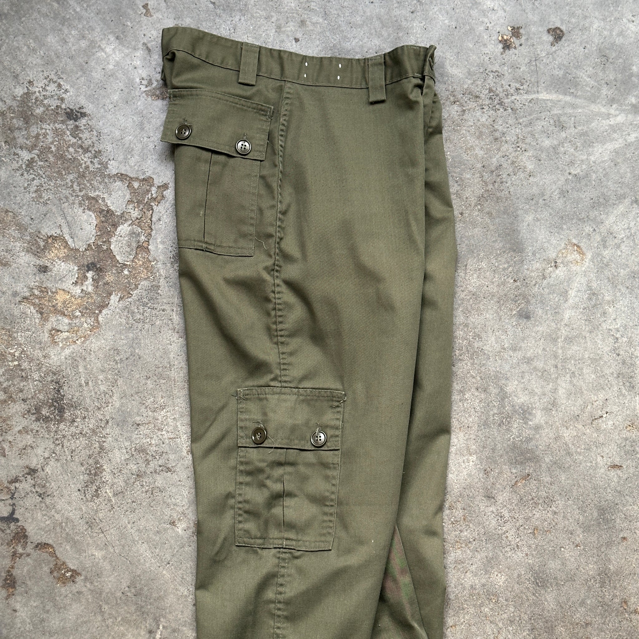 1970s U.S. Army Woman's Bootcut Fatigue Pants (27"/33")