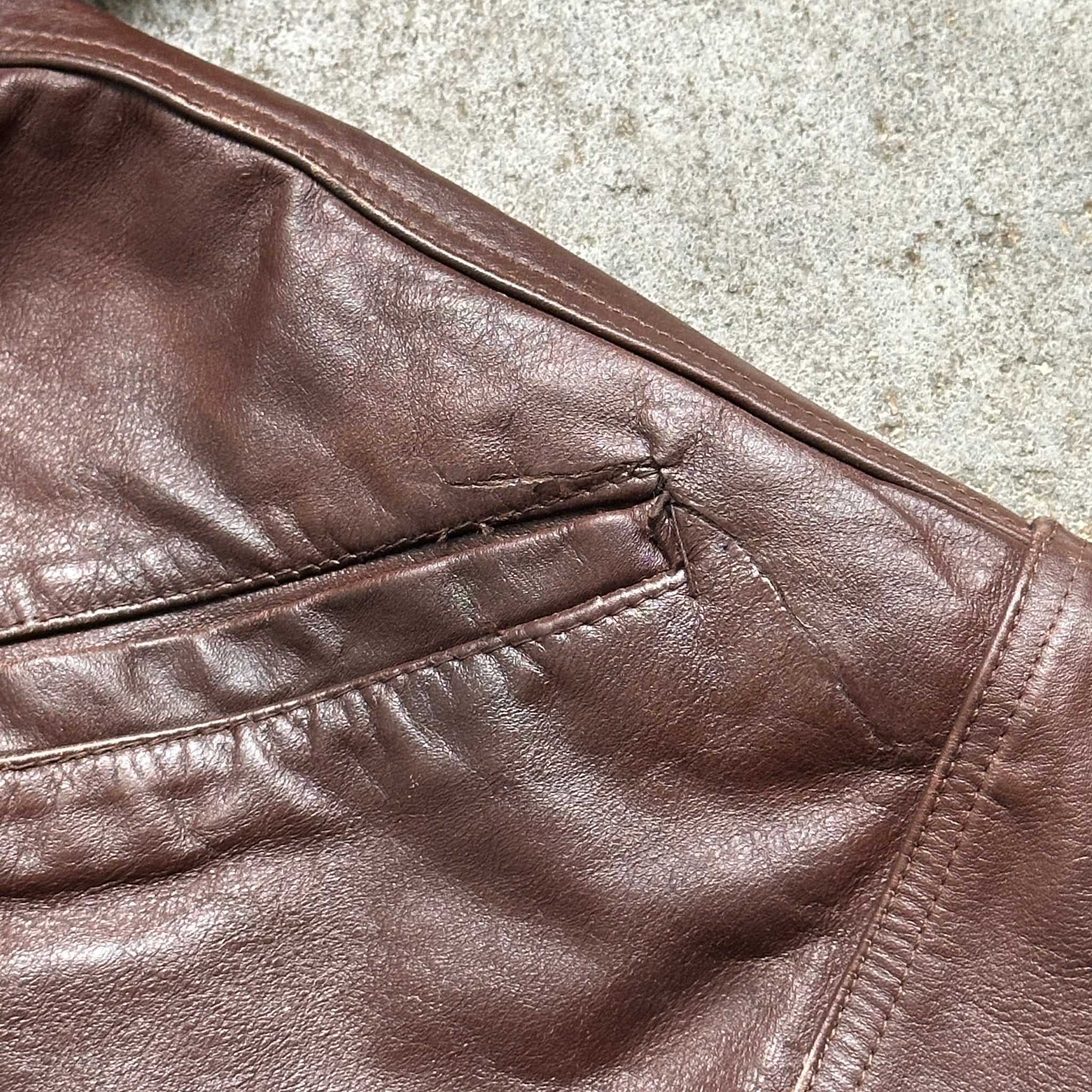 1960s Brown Distressed Leather Jacket (XS)