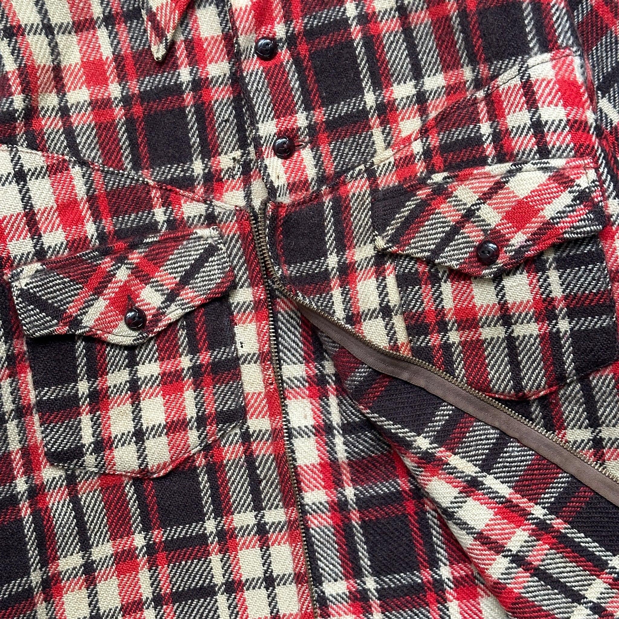 1950s Red Plaid Zipped Wool Flannel (XL)