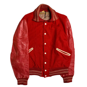 Chaqueta universitaria con manga de cuero rojo cereza de los años 50